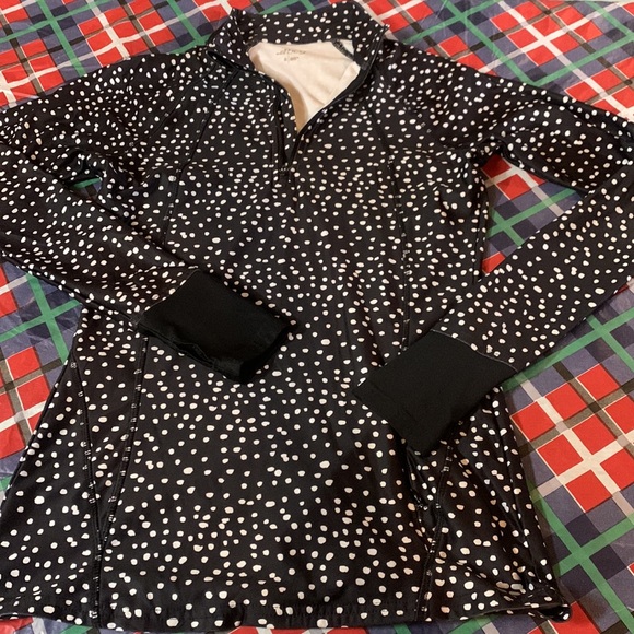 Bcg athletic top. Upper zip. Small side pocket small - Picture 2 of 9